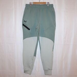 Under Armour Men's Two-Tone Joggers - Sage and Light Gray